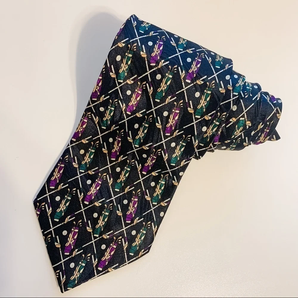 Beverly Hills Polo Club Golf Tie